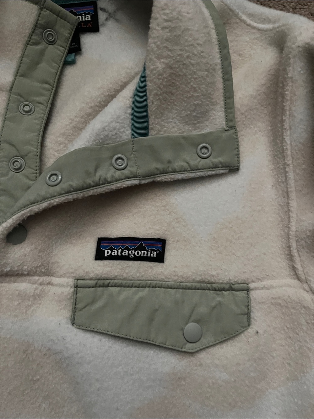 Patagonia Cream Cowl-Neck Snap Fleece with Sage Trim - Picture 3 of 6